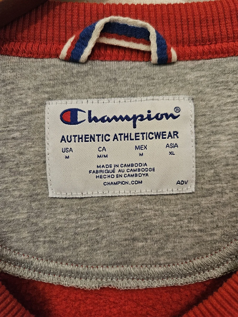 Champion Men’s Crewneck Sweatshirt - Red
